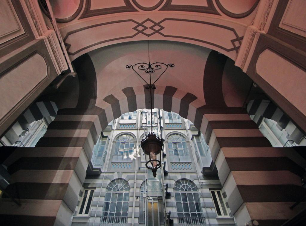 Casa Dante - Historic Apartment In The Perfect Naples Location Eksteriør bilde